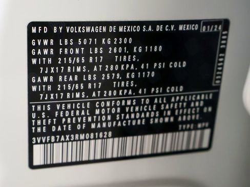 Used 2024 Volkswagen Tiguan S image 50