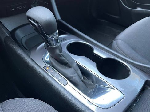 Used 2021 Chevrolet Malibu LS FWD image 20