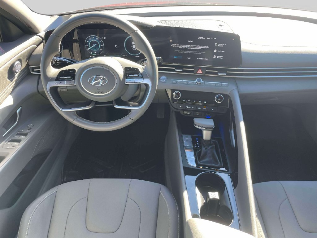 Certified 2023 Hyundai Elantra SEL w/ Convenience Package FWD image 13