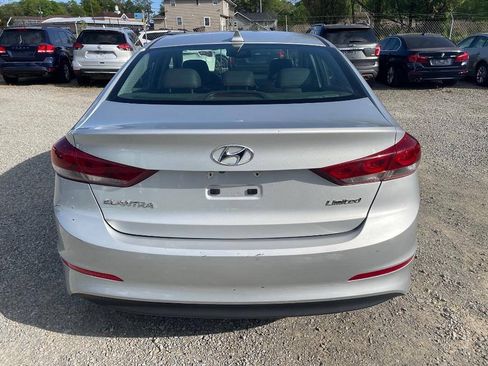 Used 2018 Hyundai Elantra Limited FWD image 6