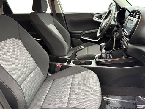 Certified 2021 Kia Soul LX image 15