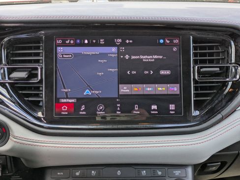 Used 2024 Dodge Durango GT image 16