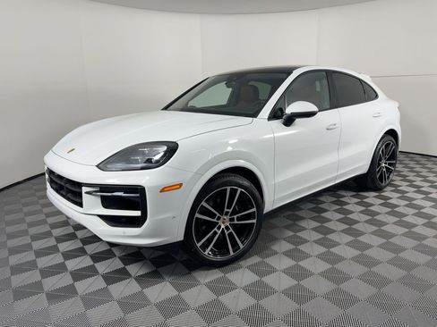 Certified 2026 Porsche Cayenne Coupe image 1