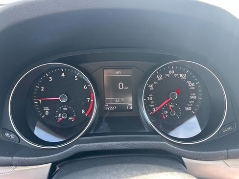 Used 2018 Volkswagen Passat 2.0T S image 19