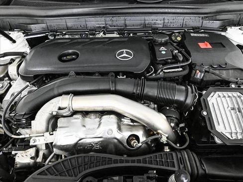 Certified 2024 Mercedes-Benz GLB 250 4MATIC image 25