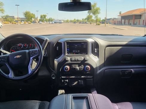 Used 2022 Chevrolet Silverado 1500 LTZ AWD/4WD image 27