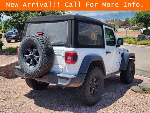 Used 2022 Jeep Wrangler Sport AWD/4WD image 7