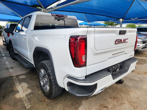 Used 2024 GMC Sierra 1500 AT4 w/ Technology Package image 3