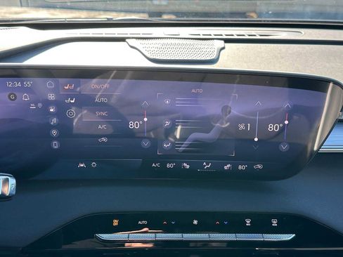 New 2026 Buick Enclave Preferred image 27