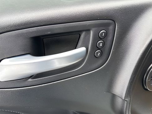 Used 2022 Dodge Charger R/T w/ Plus Group image 22