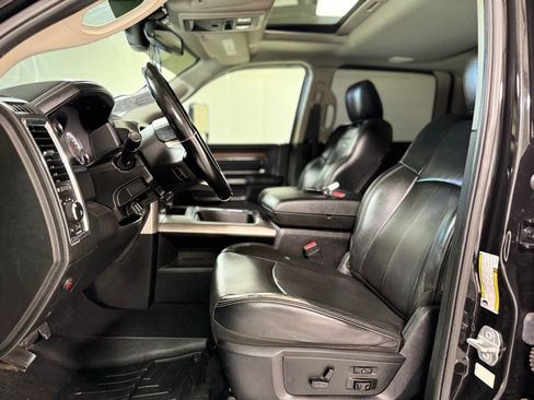 Used 2018 RAM 3500 Laramie AWD/4WD image 10