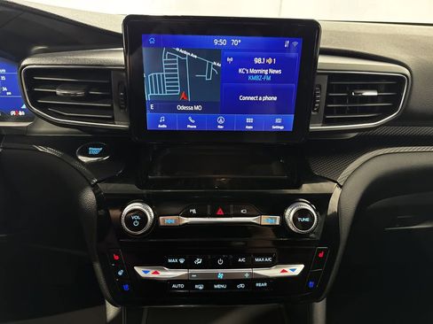 Used 2022 Ford Explorer ST w/ ST Street Pack AWD/4WD image 13
