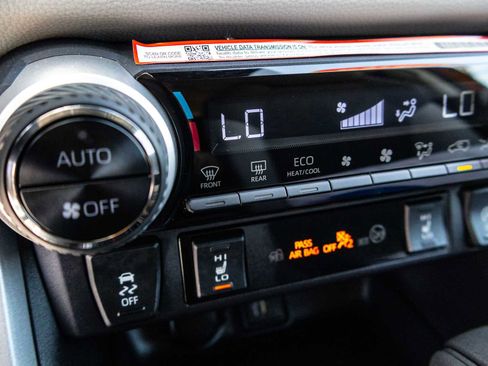 Certified 2025 Toyota RAV4 XLE w/ Convenience Package FWD image 30