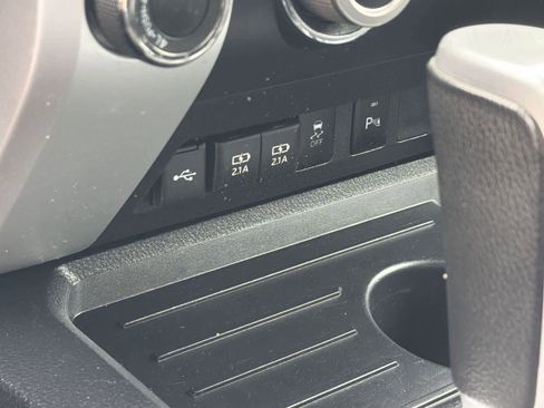 Used 2020 Toyota Tundra SR5 image 24