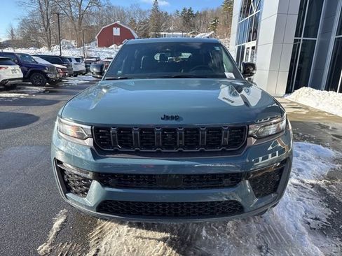 New 2026 Jeep Grand Cherokee L Limited image 2