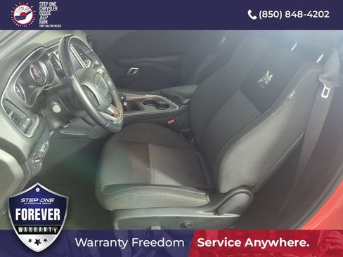 Used 2021 Dodge Challenger R/T Scat Pack RWD image 11