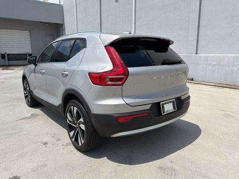 Used 2023 Volvo XC40 B4 Plus w/ Protection Package Premier FWD image 3