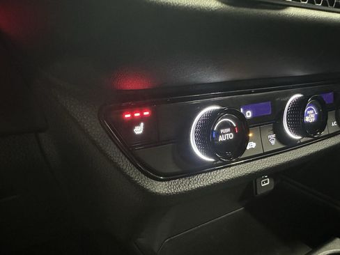 Used 2024 Honda HR-V Sport image 19