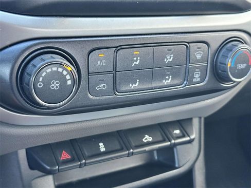 Used 2019 Chevrolet Colorado LT w/ LT Convenience Package image 15