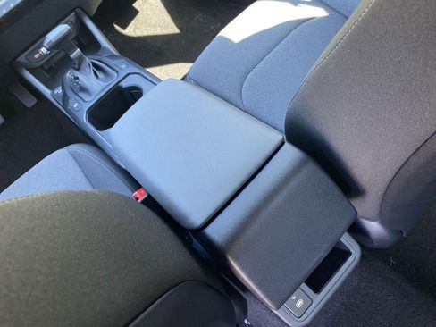 New 2025 Kia K4 LX image 23