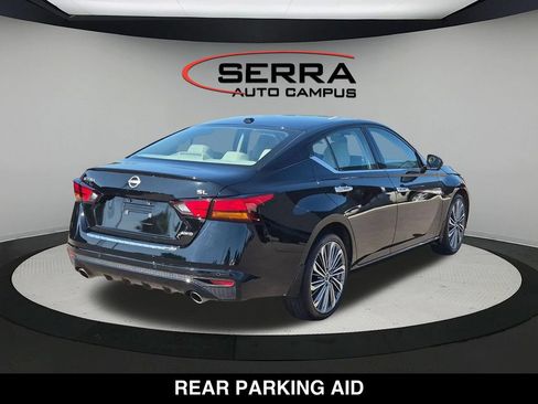 Used 2023 Nissan Altima 2.5 SL AWD/4WD image 14