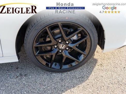 Used 2025 Honda Civic Sport image 9