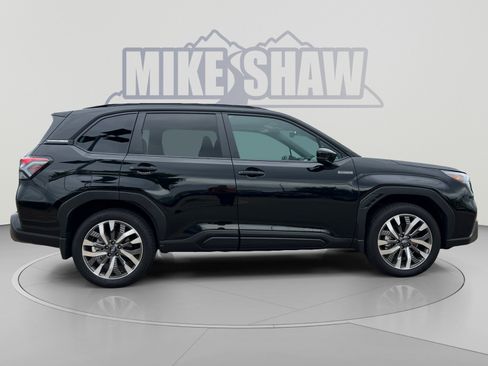 Used 2026 Subaru Forester Touring w/ Touring Hybrid Package AWD/4WD image 6