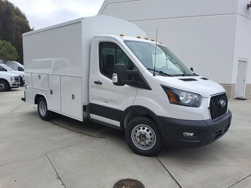 New 2025 Ford Transit 350 w/ Exterior Upgrade Package RWD image 28