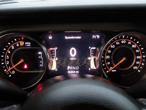 Used 2021 Jeep Wrangler Unlimited Sport image 33