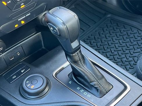 Used 2022 Ford Ranger XL image 22