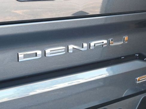 Used 2021 GMC Sierra 1500 Denali w/ Technology Package AWD/4WD image 11