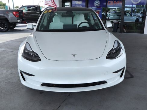 Used 2023 Tesla Model 3 Standard Range RWD image 13
