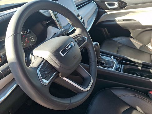 Used 2024 Jeep Compass Limited AWD/4WD image 25