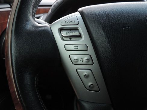 Used 2017 INFINITI QX80 2WD w/ Deluxe Technology Package image 33