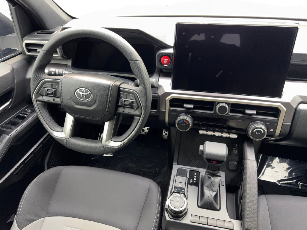 Used 2025 Toyota Tacoma TRD Sport AWD/4WD image 54