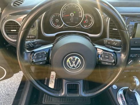 Used 2013 Volkswagen Beetle 2.0T FWD image 12
