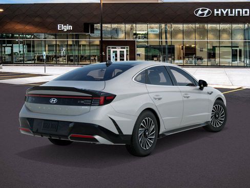 New 2026 Hyundai Sonata Limited FWD image 4