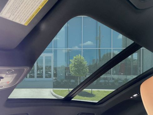 Used 2019 Audi Q3 2.0T Premium Plus w/ Premium Plus Package image 15