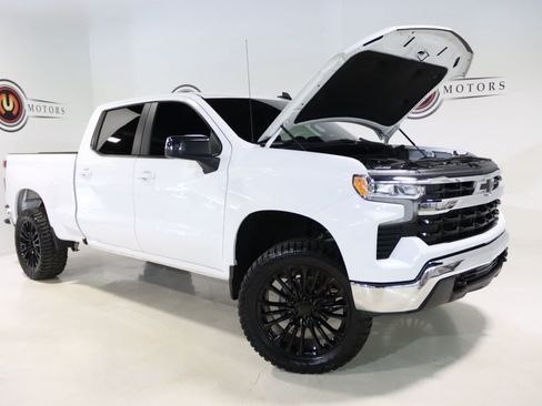 Used 2026 Chevrolet Silverado 1500 LT w/ Z71 Off-Road Package AWD/4WD image 31