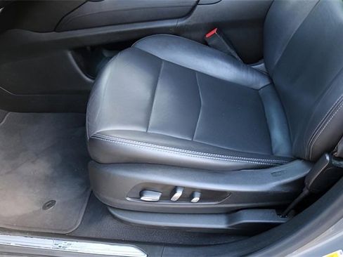 Used 2021 Cadillac XT5 Premium Luxury image 15