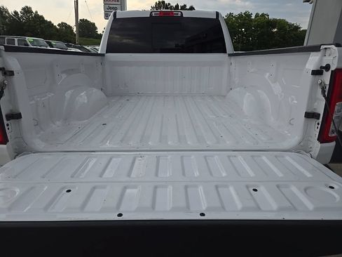 Used 2023 RAM 1500 Big Horn AWD/4WD image 25