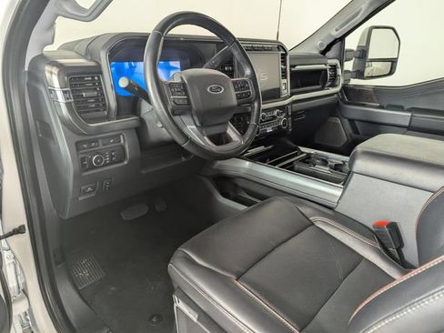 Used 2023 Ford F250 Lariat w/ Lariat Ultimate Package AWD/4WD image 15