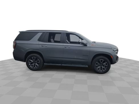 Used 2021 Chevrolet Tahoe Z71 w/ Z71 Off-Road Package AWD/4WD image 9