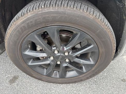 Used 2020 Jeep Grand Cherokee Altitude image 9