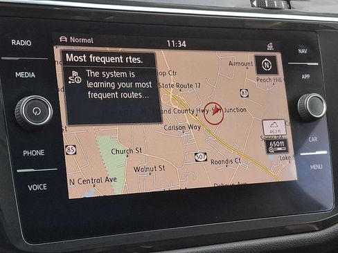 Used 2019 Volkswagen Tiguan SEL Premium image 17