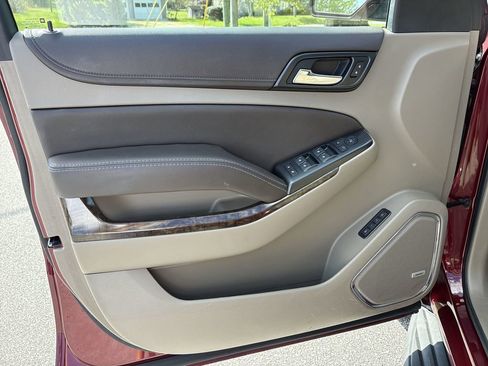 Used 2017 Chevrolet Tahoe LT image 23