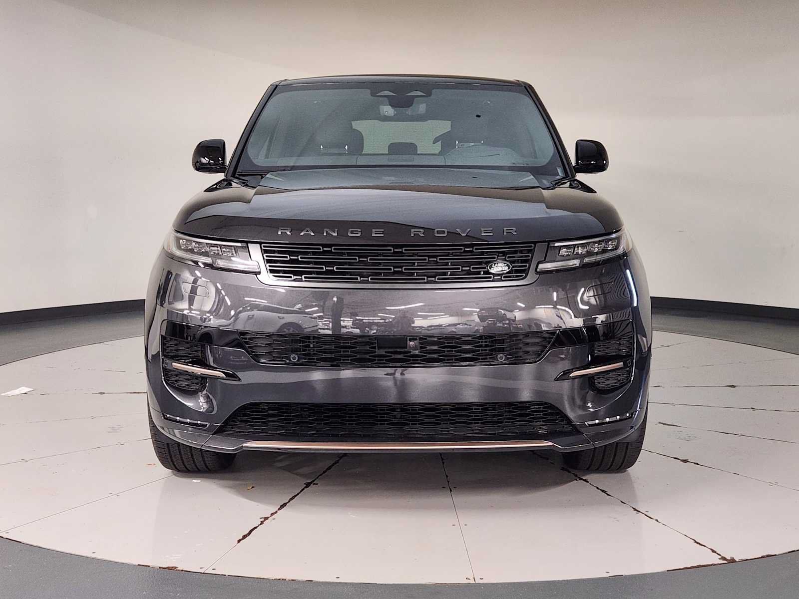 New 2026 Land Rover Range Rover Sport Dynamic SE AWD/4WD image 9