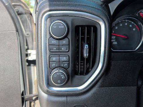 Used 2021 Chevrolet Silverado 1500 RST w/ Texas Edition Plus AWD/4WD image 16