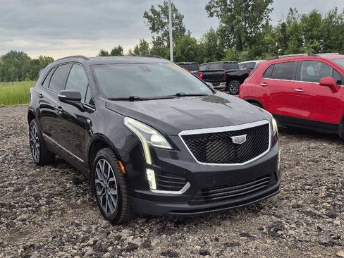 Used 2022 Cadillac XT5 Sportv AWD/4WD image 2