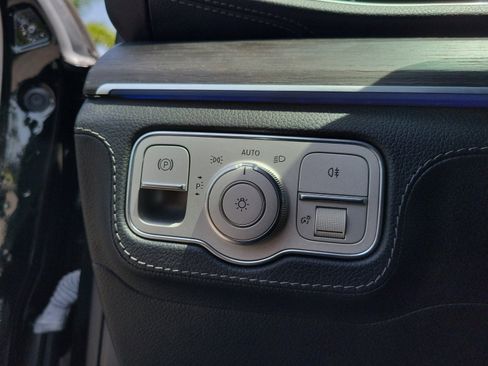 Certified 2023 Mercedes-Benz GLS 450 4MATIC image 21